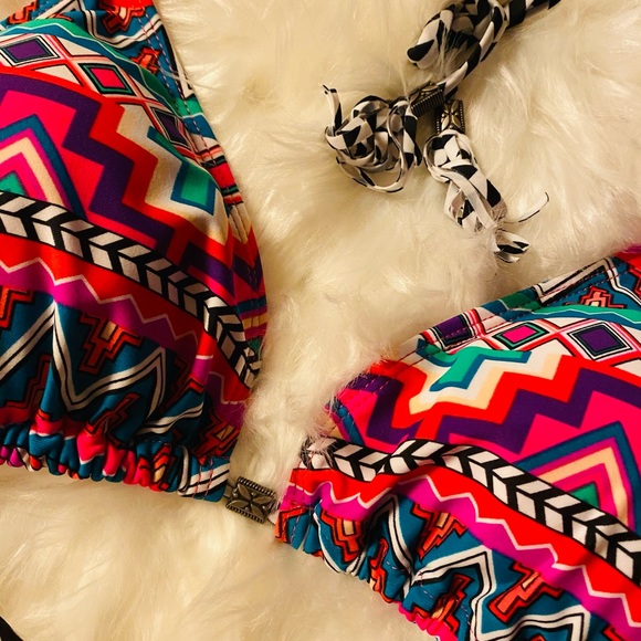 Authentic Heat Aztec Bikini - Picture 3 of 11